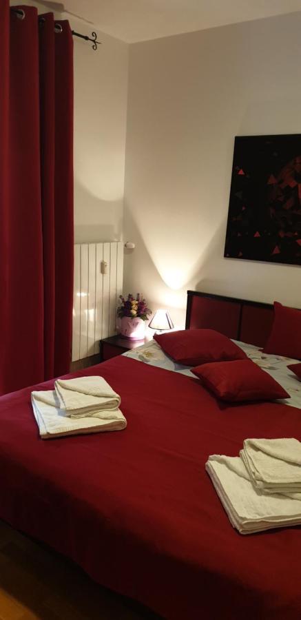 Apartament Emma Sinaia